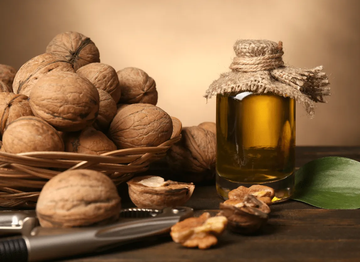 Walnut Oil, an ingredient in the KlaroNail nail and cuticle spray